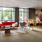 Ibis Centrum Hotel 2*