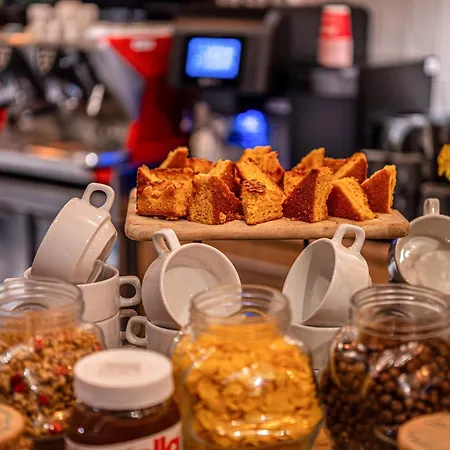 Ibis Centrum Hotel 2*