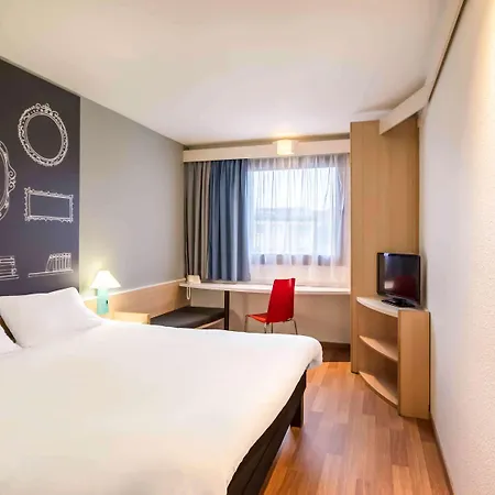 Ibis Centrum 2* שצ'צ'ין