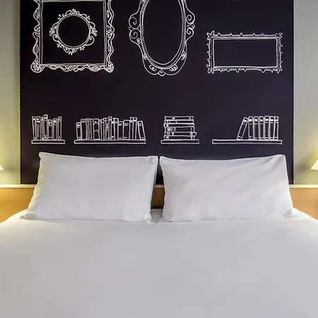 Ibis Centrum Hotel 2*